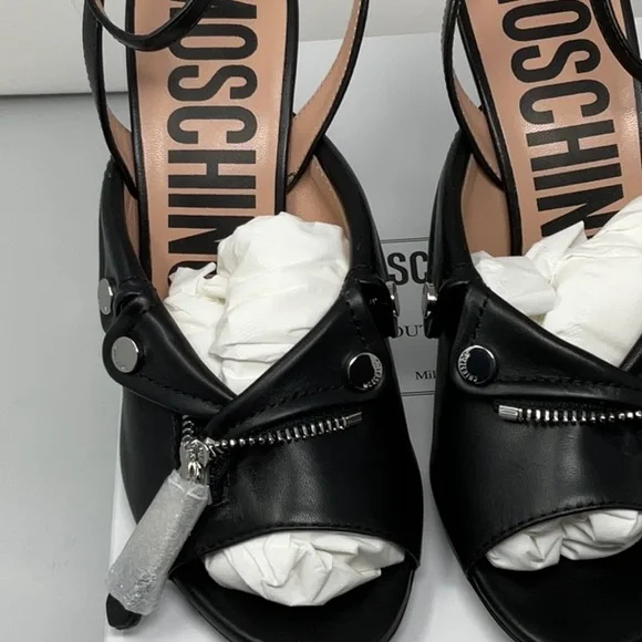 NIB Moschino Couture biker motif black ankle strap sandals, size 8.5 - Picture 3 of 9